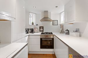 Kitchen- click for photo gallery
